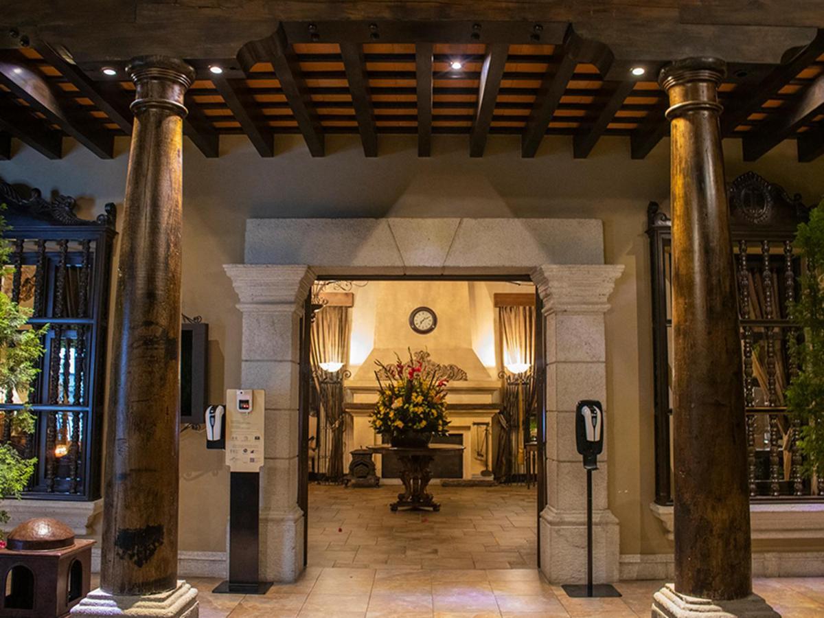 Camino Real Hotel