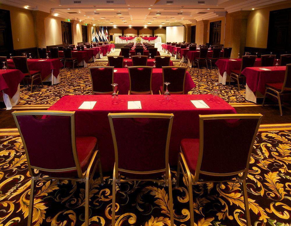Camino Real Hotel Antigua
